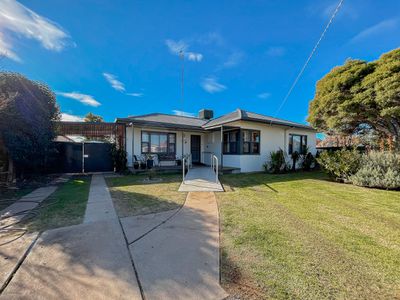 9 East Street, Kerang