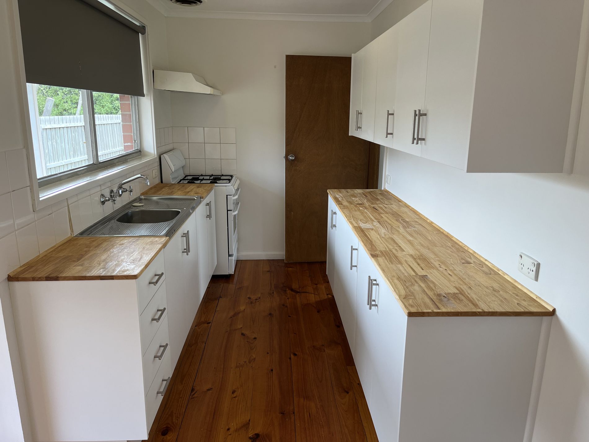7 Telstar Court, Whittington
