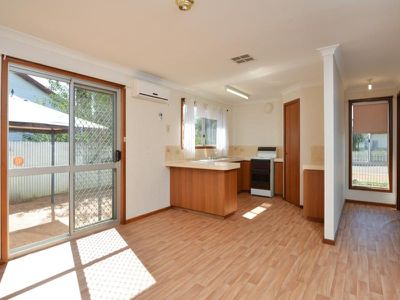 10 Dorothea Street, South Kalgoorlie