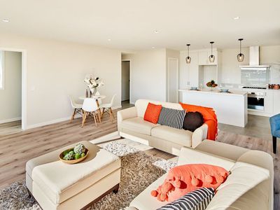 7 Spitfire Place, Newlands