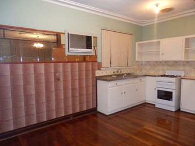 7 Beagle Place, Belmont