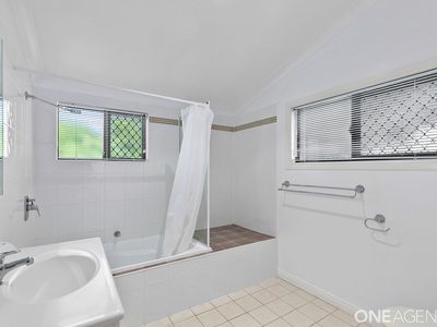 15 Macks Road, Torquay