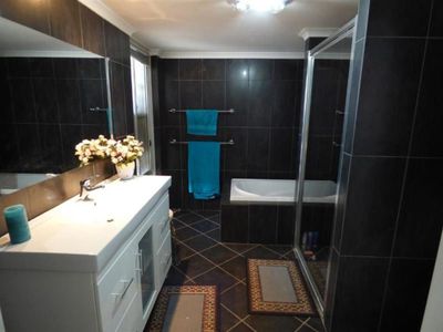 12 Barwin St, Forbes