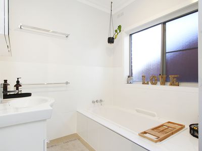 19 Waratah Street, Windang