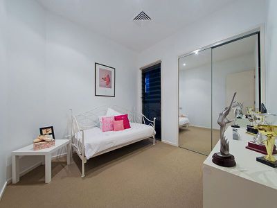 9 Brush Box Place, Wakerley