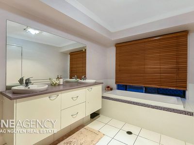 12 Trinity Close, Forest Lake