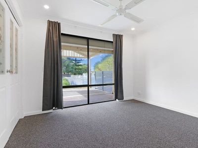 27 Clovelly Way, Warnbro