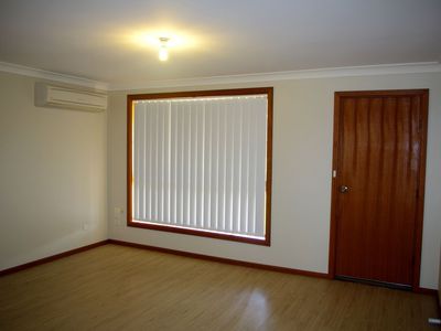 10B Greenway Place, Dubbo