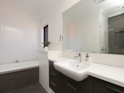 12B Elanora Street, Joondanna