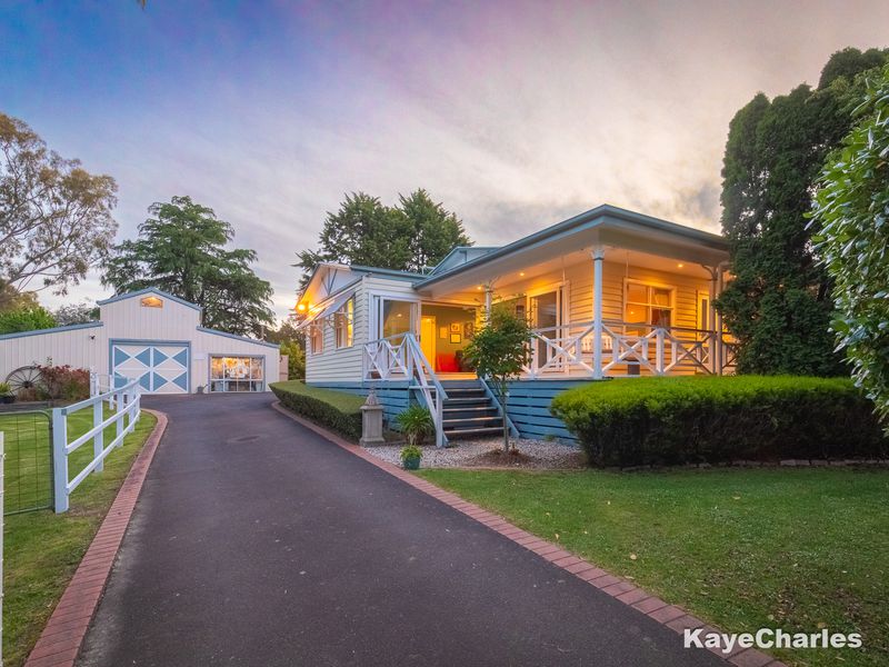 15 Burton Road, Beaconsfield Upper