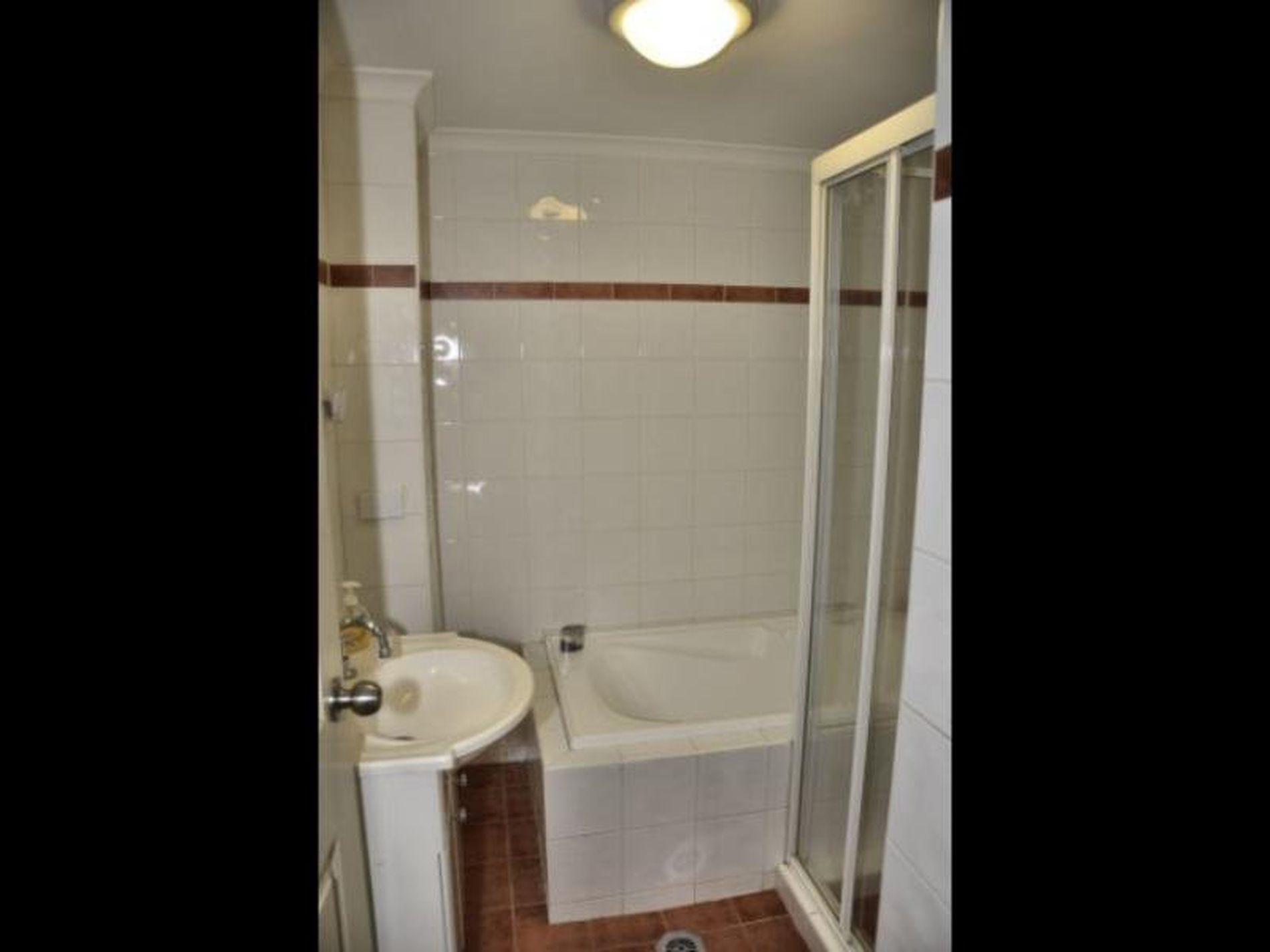 1 / 3 West Tce, Bankstown