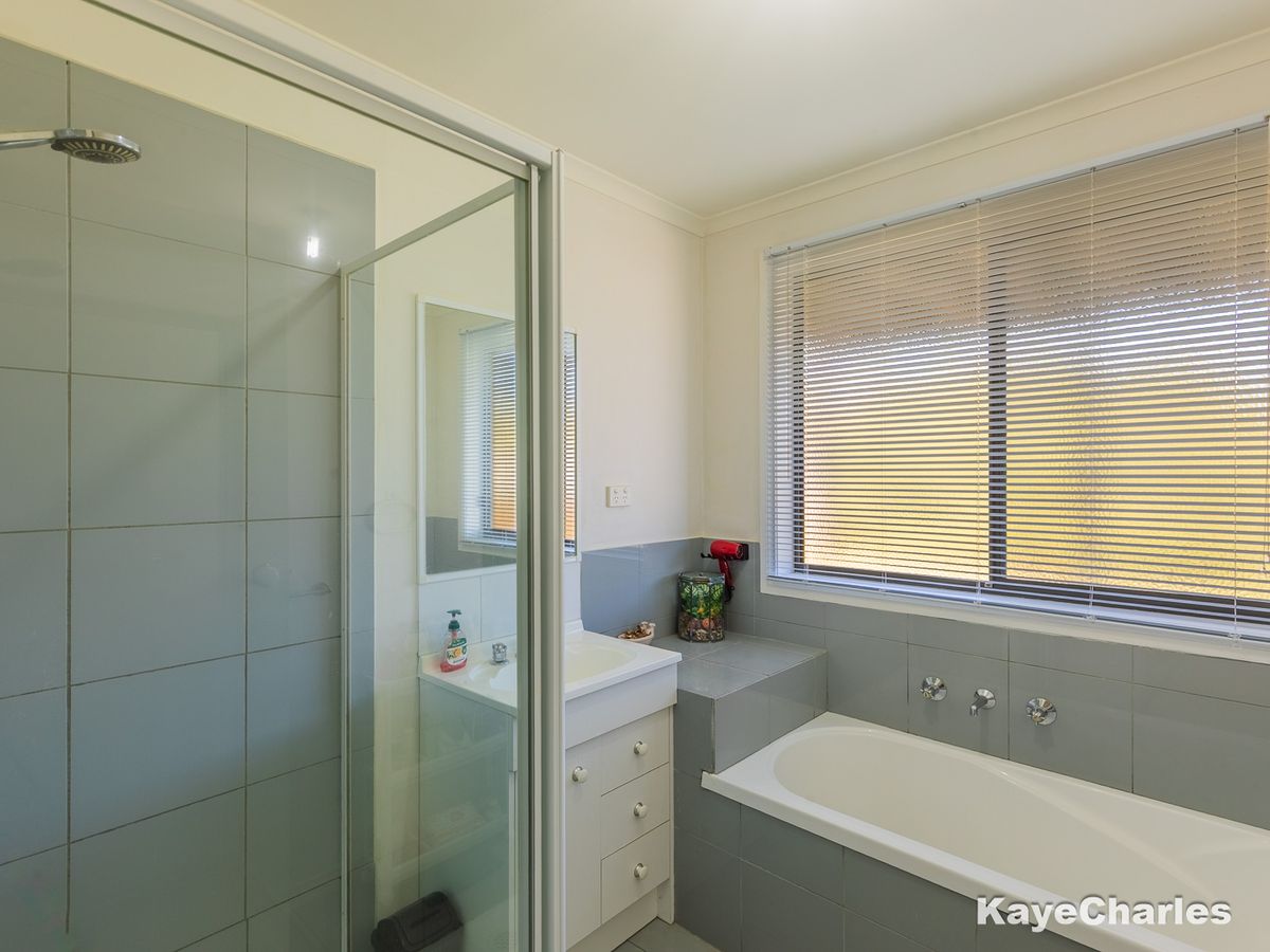 41 Portchester Boulevard, Beaconsfield