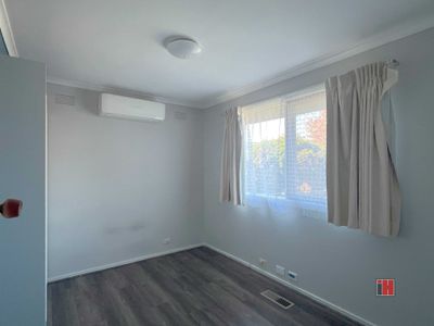 52 Rosemar Circuit, Viewbank