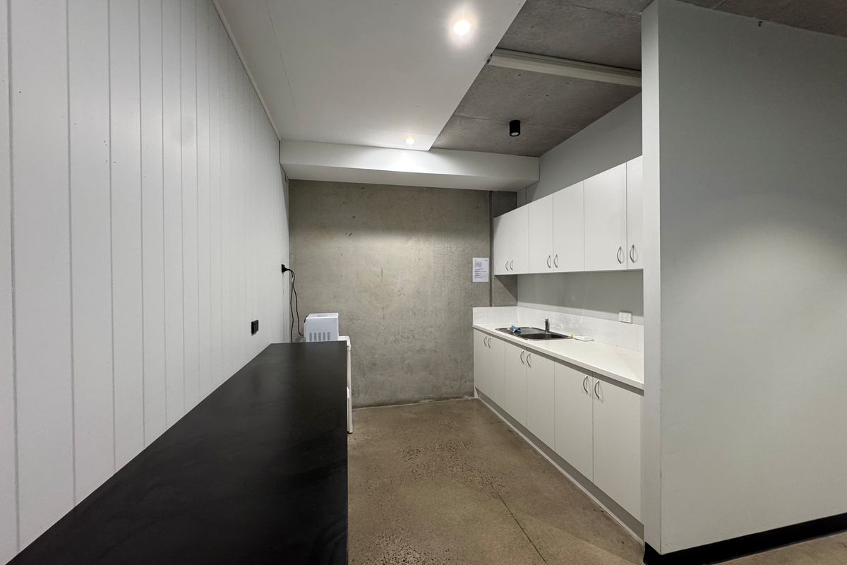 Unit 11 / 8-18 Wurrook Circuit, Caringbah