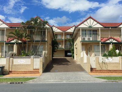 8 / 43 Ninth Avenue, Coorparoo