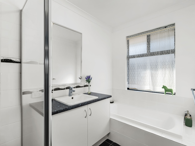 36 Beroona Way, Cockburn Central