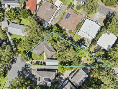 2 East Close, Hawks Nest