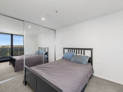 1001 / 4 Grazier Lane, Belconnen