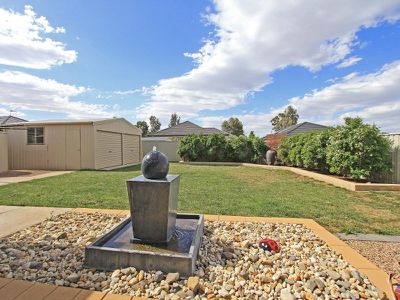 16 Ambrosia Rise, Epsom