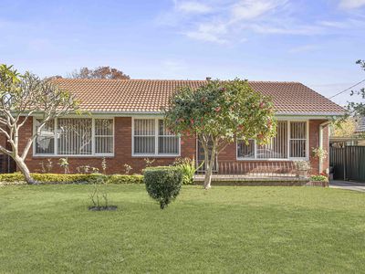 6 Bradley Crescent, Wiley Park