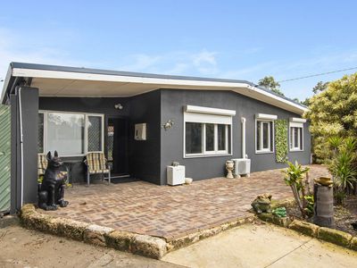 11 Barlow Court, Lockridge