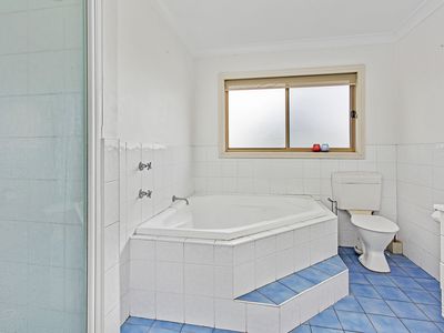 2 / 13 Parkes Street, Oak Flats