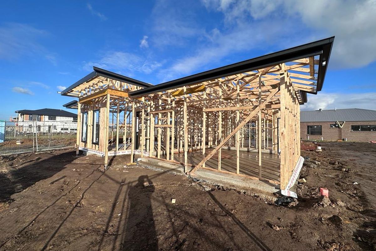 12 Vulpine Street, Clyde