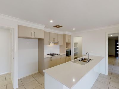 13 Mortlock Avenue, Dubbo