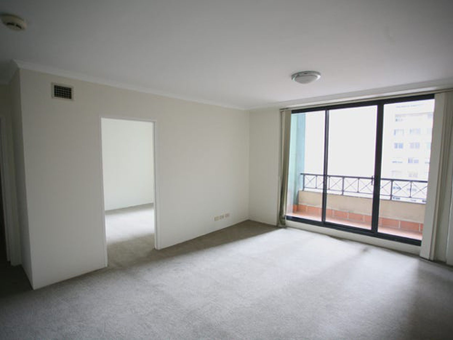 1205 / 1 Hosking Place, Sydney