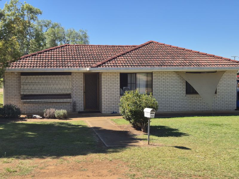 12 Windsor Circle, Kingaroy