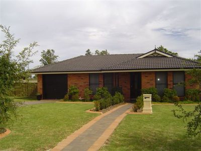 16 Cardiff Arms, Dubbo