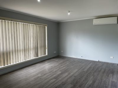 116 MacArthur Street, Griffith