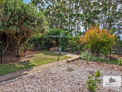 609 Mengha Road, Forest