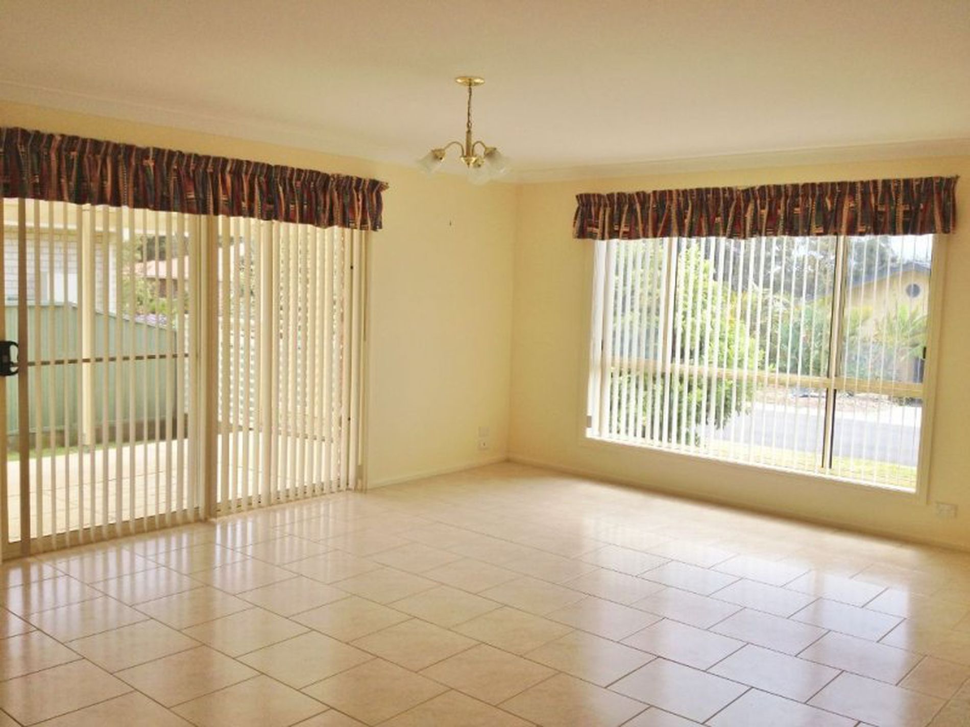 27 Tulip Oak Drive, Ulladulla