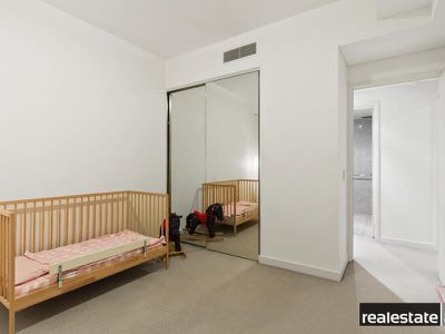13  /  11 Bennett Street, East Perth