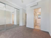 4 Lewis Place, Manly West