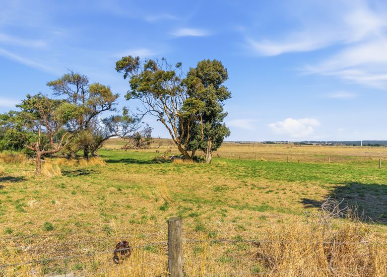 138 Oakleys Road, Portland