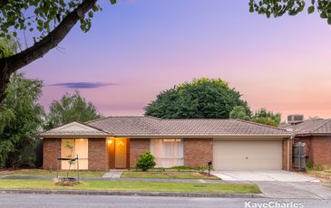 5 Aristotle Court, Narre Warren