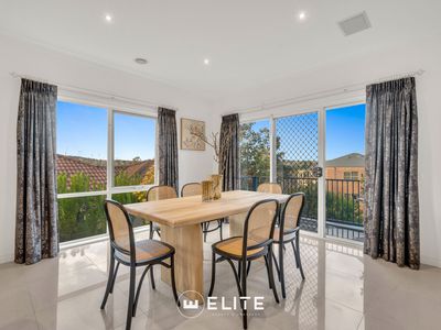 6 Ascot Rise, Berwick