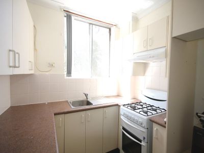 24 / 68 Mascot Drive, Eastlakes