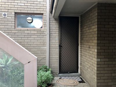 4 / 2 Aphrasia Street, Newtown