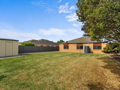 14 Thornley Court, Sale