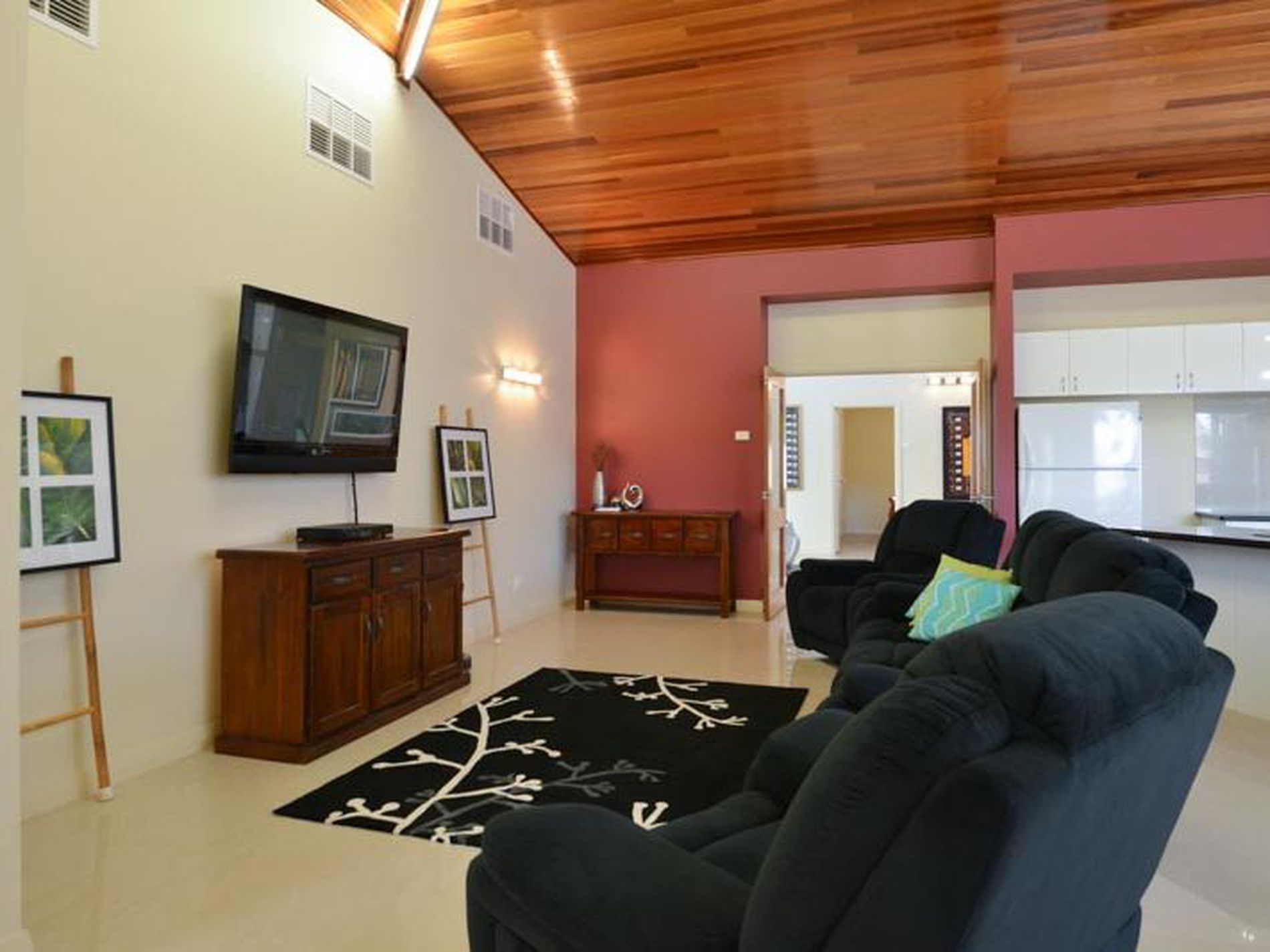 3 Puri Road, Hannans