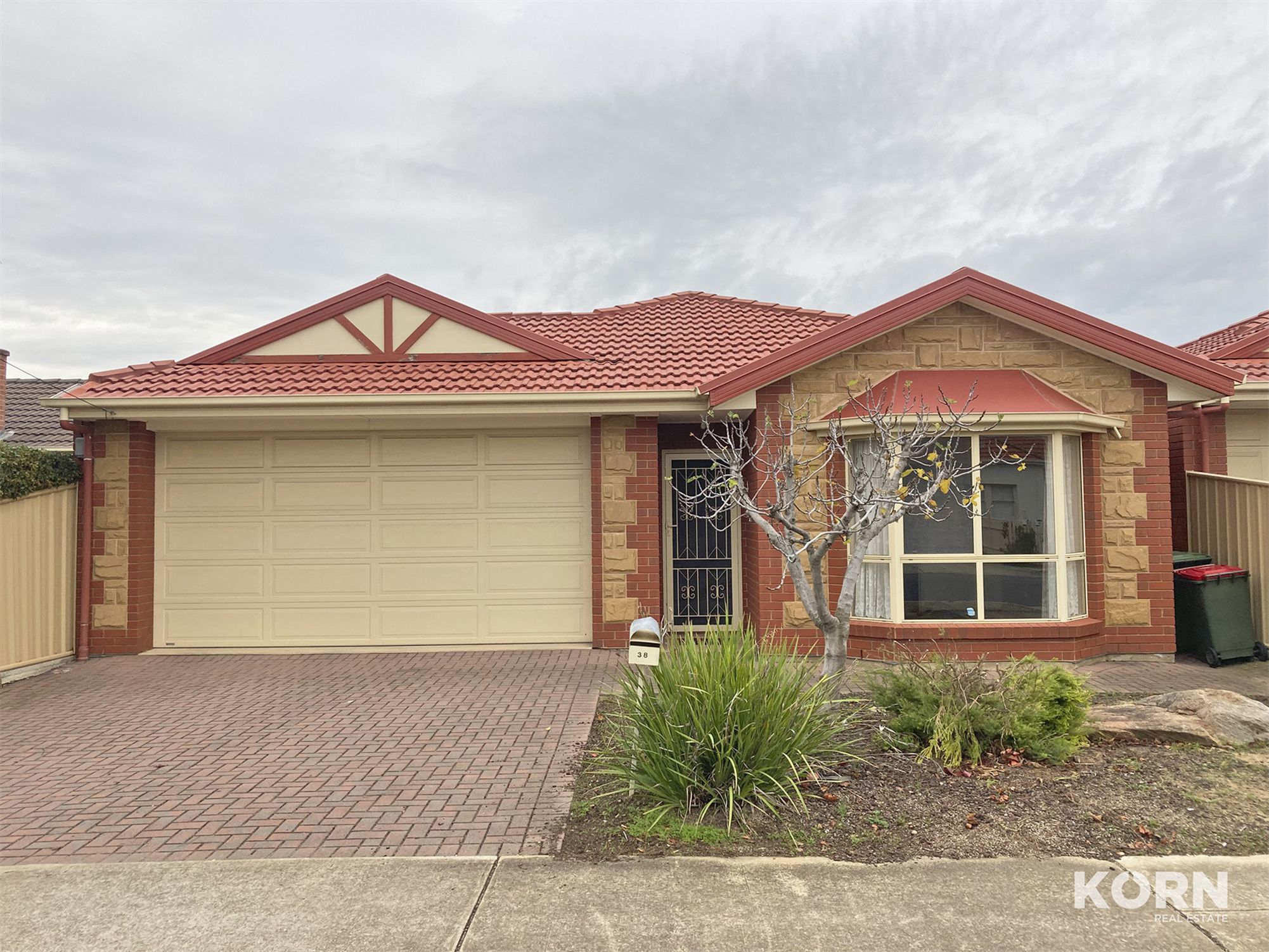 38 Gray Street, Plympton