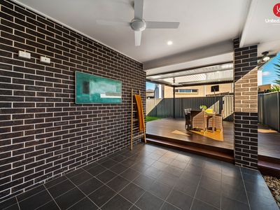 48 Oaklands Circuit, Gregory Hills