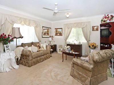 6 Rangeview Street, Rochedale South