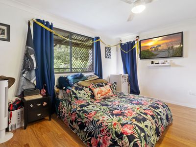 7 Railway Parade, Glass House Mountains