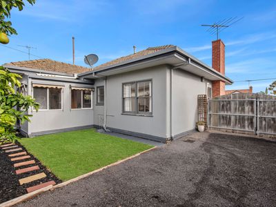 11A Barnfather Street, Thomson