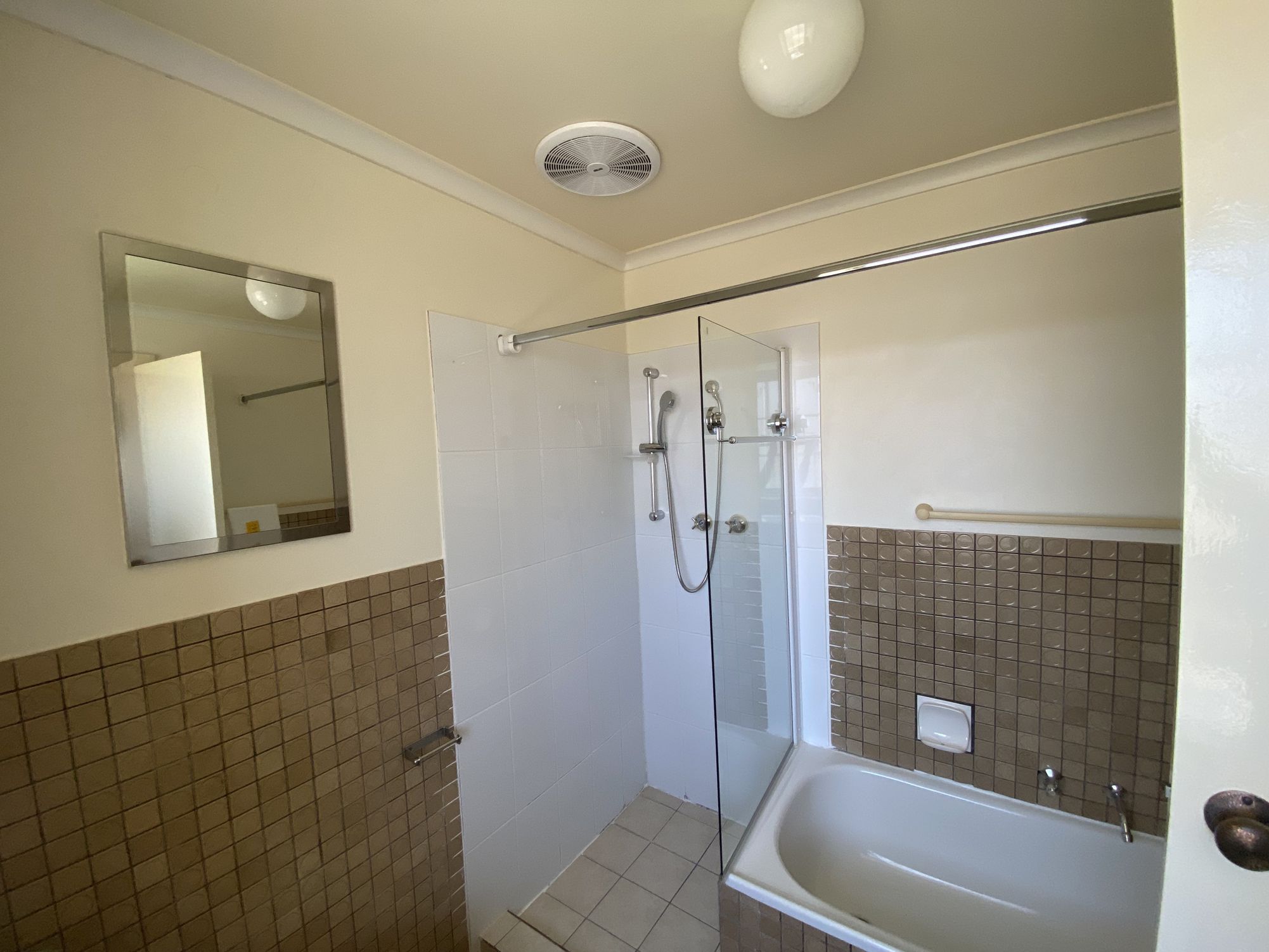 2 / 5 Ranford Crescent, Mitchell Park