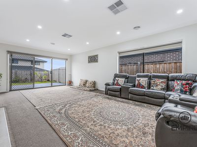 2 Aspire Avenue, Clyde North